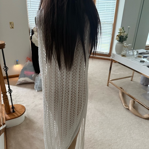 Elegant White Crochet Swim Cover-Up - Picture 3 of 3